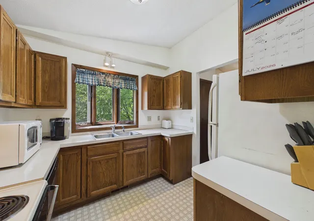 5th image of 9194 Goldenrod Ln N, Maple Grove, MN 55369 | MLS# 7102768