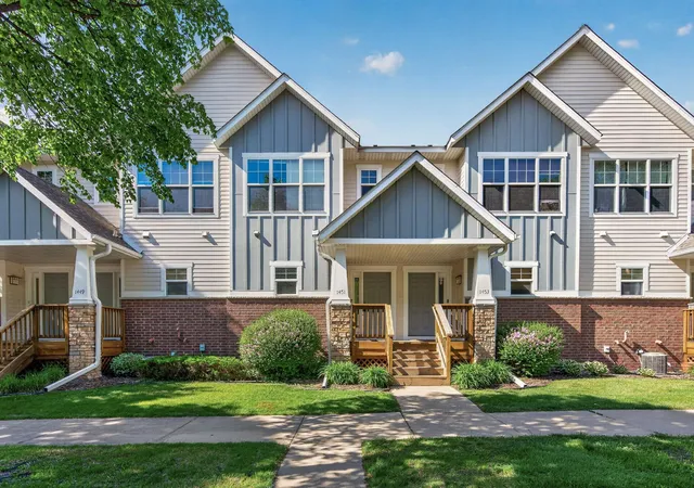 1st image of 1451 Magnolia Ave E, Saint Paul, MN 55106 | MLS# 7102769