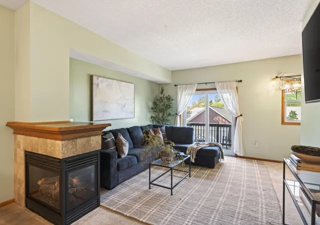 3rd image of 1451 Magnolia Ave E, Saint Paul, MN 55106 | MLS# 7102769