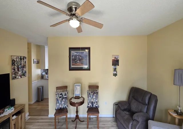 Homes for sale in Valley City, ND | 923 7Th Ave Nw, Valley City, ND 58072 | MLS# 7102775