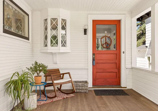 Photo 3 of Sale Pending at 2504 Humboldt Ave S, Minneapolis, MN 55405 | MLS# 7102779 | Listing updated on 2026-08-30