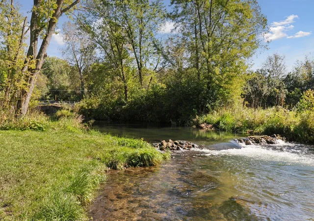 2nd image of 1171 30th Ave, River Falls, WI 54022 | MLS# 7102810