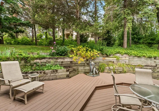 Photo 3 of Single family home for sale at 655 Evergreen Cir, Saint Paul, MN 55126 | MLS# 7102812 | Listing updated on 2026-09-19