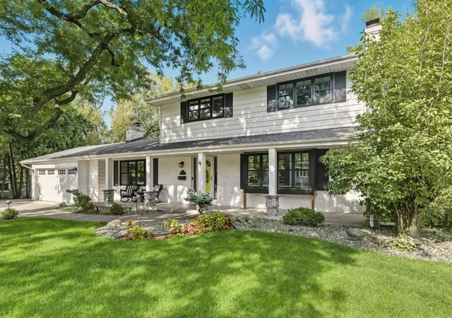 Photo 2 of Single family home for sale at 5512 Hillside Ct, Minneapolis, MN 55439 | MLS# 7102823 | Listing updated on 2026-08-15