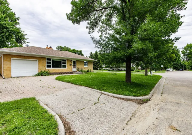 Homes for sale in Fergus Falls, MN | 706 W Stanton Ave, Fergus Falls, MN 56537 | MLS# 7102862