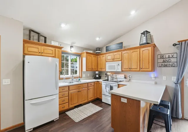 2nd image of 335 Pheasant Dr, Sartell, MN 56377 | MLS# 7102901