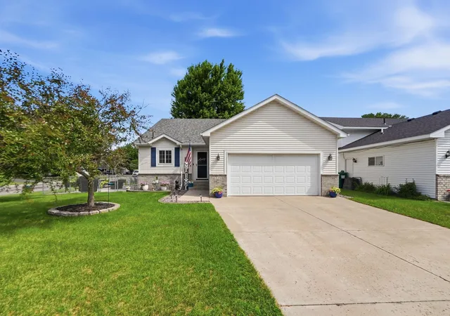 32nd image of 335 Pheasant Dr, Sartell, MN 56377 | MLS# 7102901