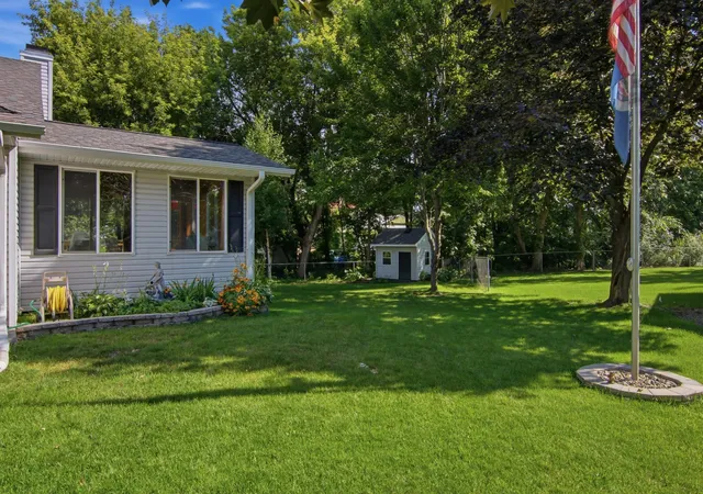 Homes for sale in North Saint Paul, MN | 2295 Ariel Ct N, North Saint Paul, MN 55109 | MLS# 7102907