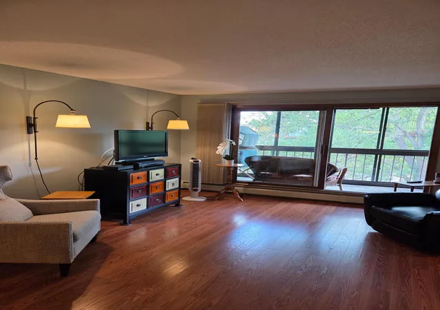 Homes for sale in Columbia Heights, MN | 999 41St Ave Ne #307, Columbia Heights, MN 55421 | MLS# 7102963