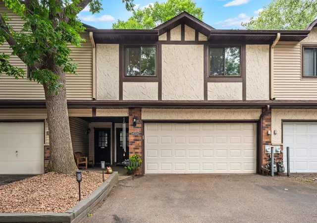 1st image of 8723 Maplebrook Pkwy N, Brooklyn Park, MN 55445 | MLS# 7102975