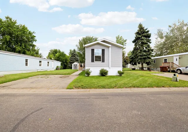 Homes for sale in Hastings, MN | 14 Shannon Dr, Hastings, MN 55033 | MLS# 7102988