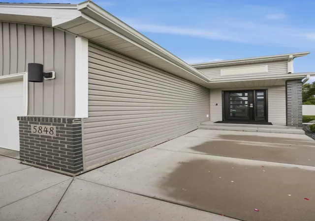 Homes for sale in West Fargo, ND | 5848 Deb Dr W, West Fargo, ND 58078 | MLS# 7102995