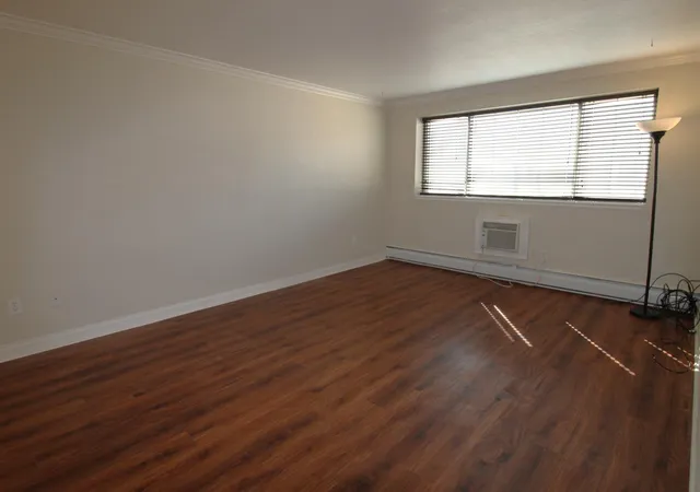 Homes for sale in Minneapolis, MN | 3120 Hennepin Ave #103, Minneapolis, MN 55408 | MLS# 7103027
