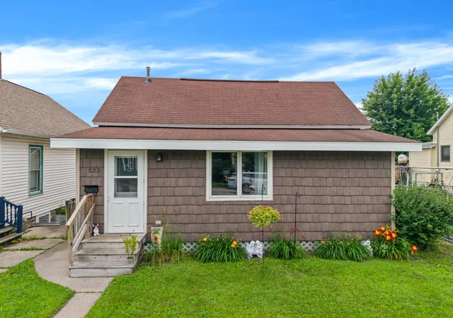1st image of 522 Sioux St, Winona, MN 55987 | MLS# 7103053