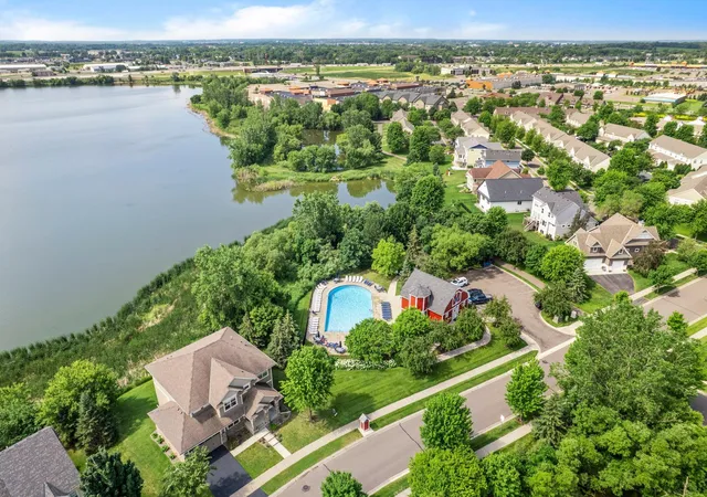 2nd image of 11282 68th St Ne, Albertville, MN 55301 | MLS# 7103054