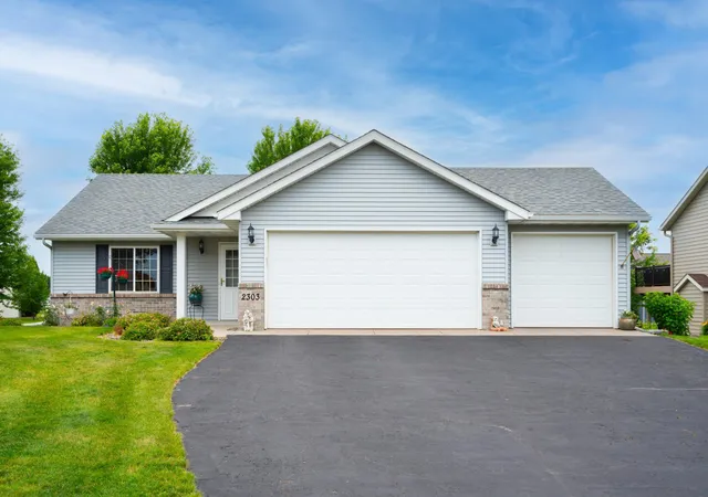 1st image of 2303 Vermont Dr, Sartell, MN 56377 | MLS# 7103068
