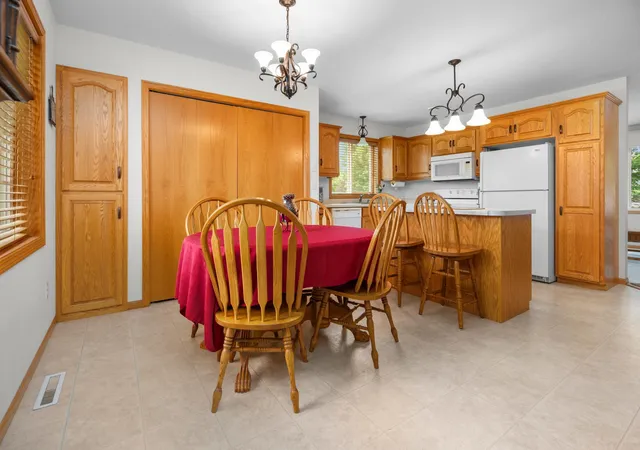 5th image of 2303 Vermont Dr, Sartell, MN 56377 | MLS# 7103068