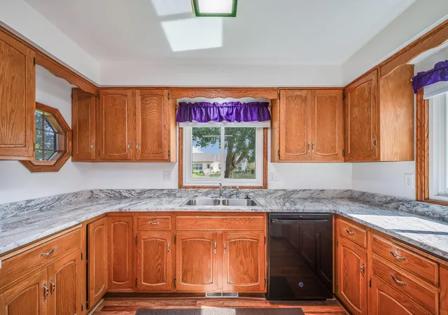 4th image of 1206 Webster St, Fairmont, MN 56031 | MLS# 7103130