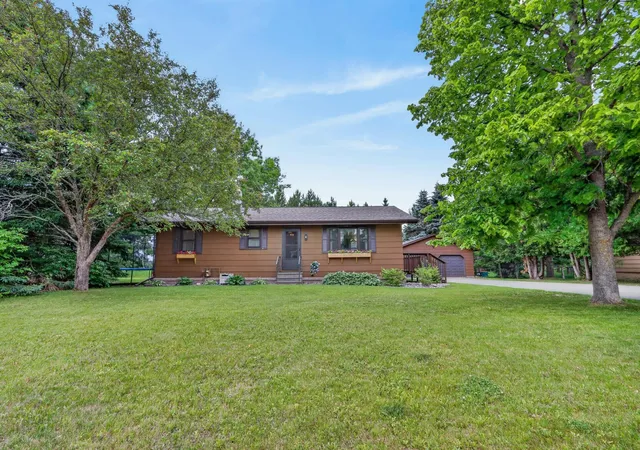 Homes for sale in Grand Rapids, MN | 1430 Nw 9th St, Grand Rapids, MN 55744 | MLS# 7103142