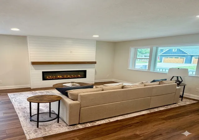 Photo 3 of Sale Pending at 3477 Lyric Ave, Wayzata, MN 55391 | MLS# 7103144 | Listing updated on 2026-10-05