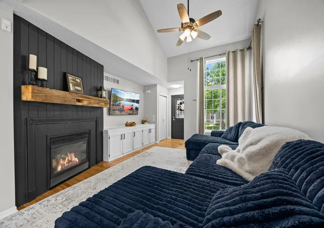 3rd image of 5237 207Th St N, Forest Lake, MN 55025 | MLS# 7103154