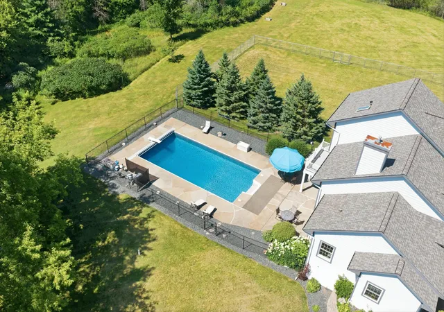 60th image of 923 Cloverleaf Cir, Hudson, WI 54016 | MLS# 7103162