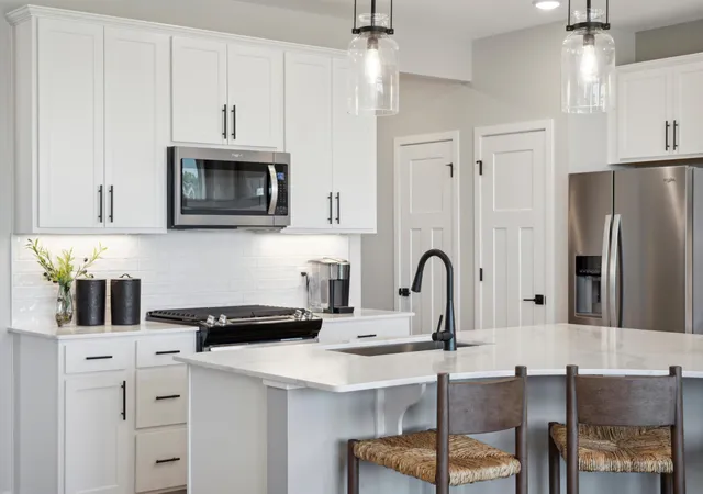 4th image of 10382 Ithaca Ln N, Maple Grove, MN 55369 | MLS# 7103195