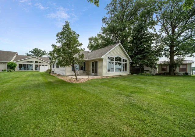 Homes for sale in Osakis, MN | 1761 E Lake St #1, Osakis, MN 56360 | MLS# 7103201