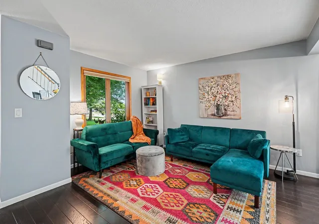 5th image of 1504 Millpond Ct, Chaska, MN 55318 | MLS# 7103214