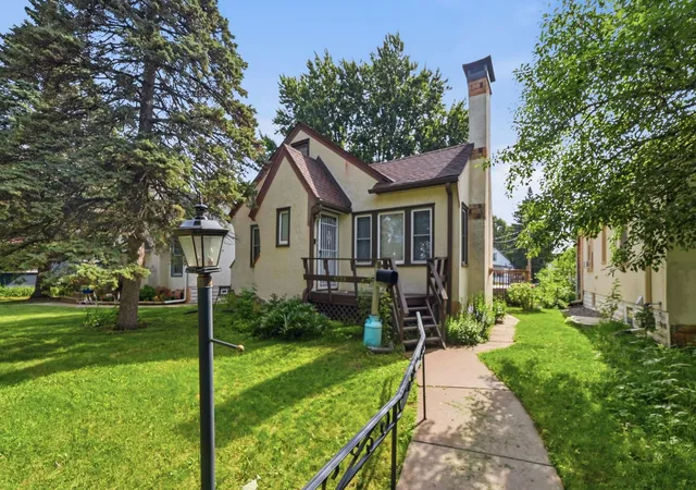 1st image of 4223 Nokomis Ave, Minneapolis, MN 55406 | MLS# 7103228
