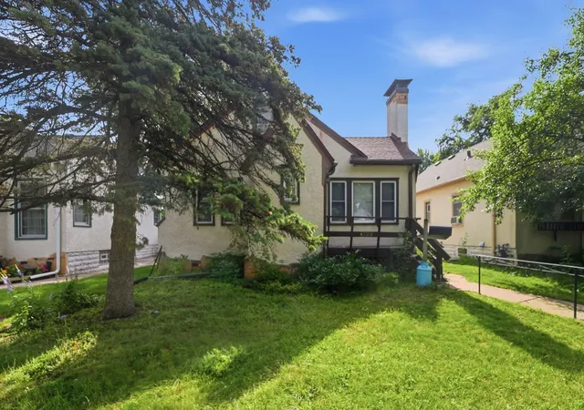 2nd image of 4223 Nokomis Ave, Minneapolis, MN 55406 | MLS# 7103228