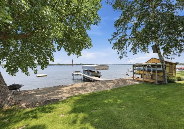 3rd image of 36086 N Silver Lake Rd, Battle Lake, MN 56515 | MLS# 7103229