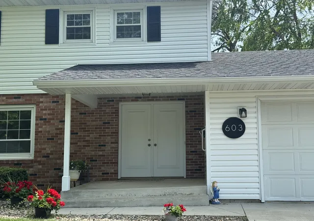 2nd image of 603 E University St, Owatonna, MN 55060 | MLS# 7103231