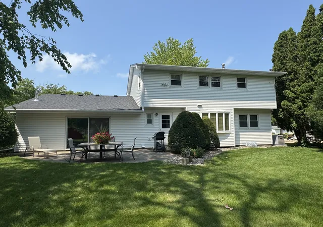4th image of 603 E University St, Owatonna, MN 55060 | MLS# 7103231