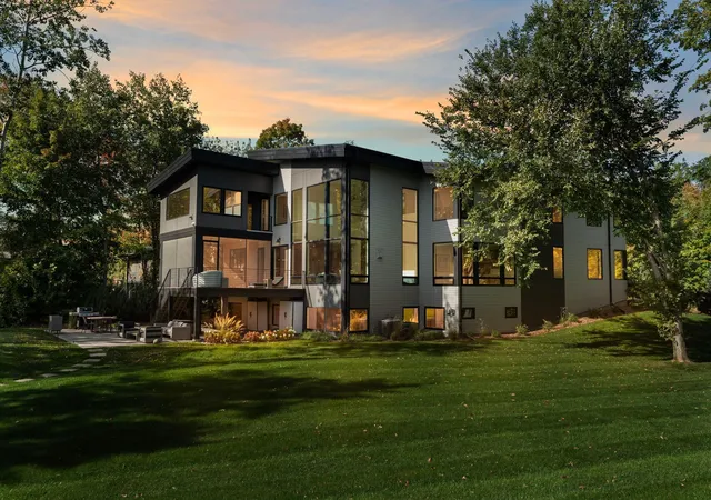 70th image of 746 Peninsula Point Rd, Shakopee, MN 55379 | MLS# 7103246