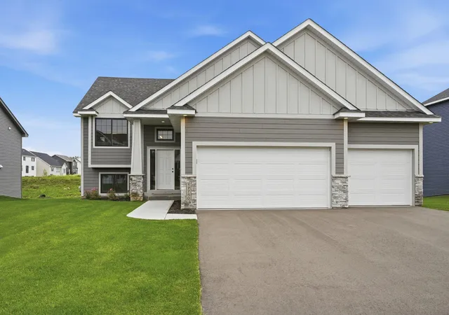 Homes for sale in Lakeville, MN | 17750 Empire Trl, Lakeville, MN 55044 | MLS# 7103257