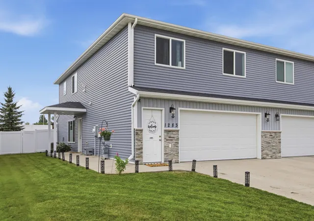 Homes for sale in West Fargo, ND | 1283 4th St Nw, West Fargo, ND 58078 | MLS# 7103265
