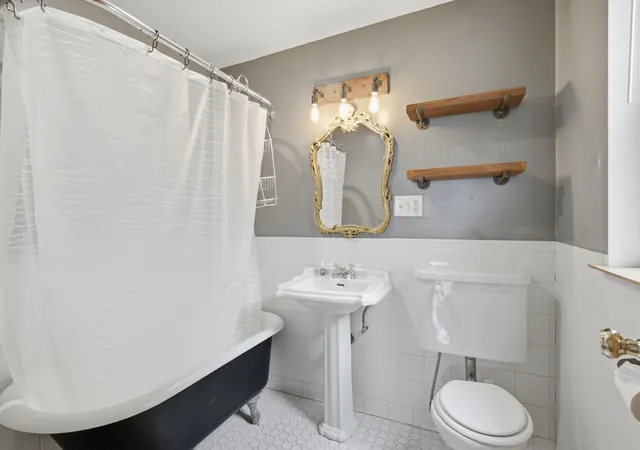 Photo 4 of Single family home for sale at 1472 Concordia Ave, Saint Paul, MN 55104 | MLS# 7103305 | Listing updated on 2026-08-10
