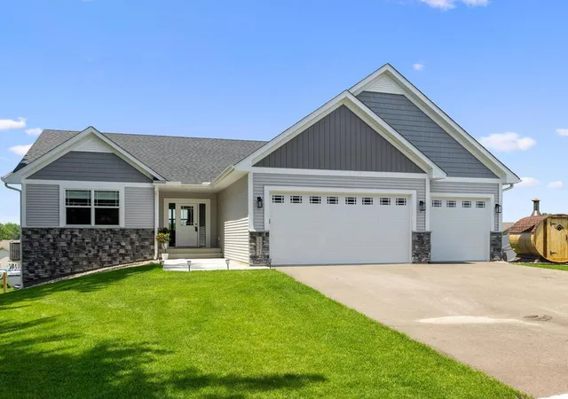 Homes for sale in Watertown, MN | 1221 Bishop Cir, Watertown, MN 55388 | MLS# 7103316