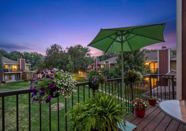 2nd image of 1015 Rae Dr #8, Richfield, MN 55423 | MLS# 7103337