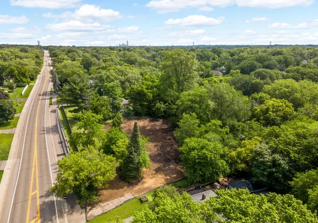 3rd image of 14019 Excelsior Blvd, Minnetonka, MN 55345 | MLS# 7103350