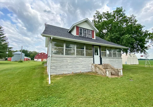 1st image of 16615 Hwy 95 Ne, Foley, MN 56329 | MLS# 7103376