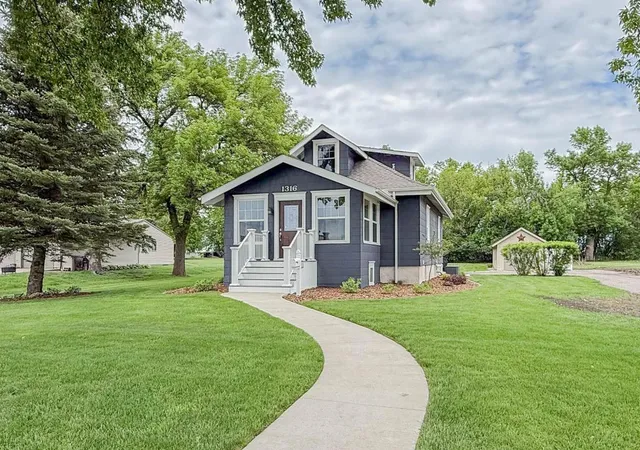 Homes for sale in Olivia, MN | 1316 W Fairview Ave, Olivia, MN 56277 | MLS# 7103381