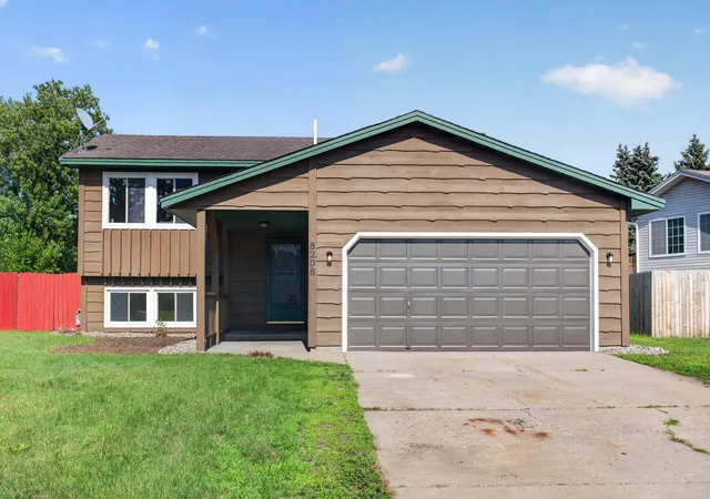 1st image of 8208 Irving Ave N, Brooklyn Park, MN 55444 | MLS# 7103395