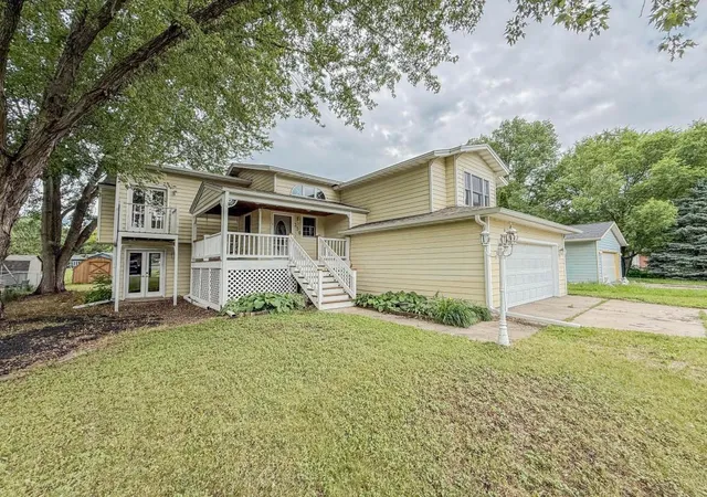 1st image of 336 9 1/2 St N, Sauk Rapids, MN 56379 | MLS# 7103409