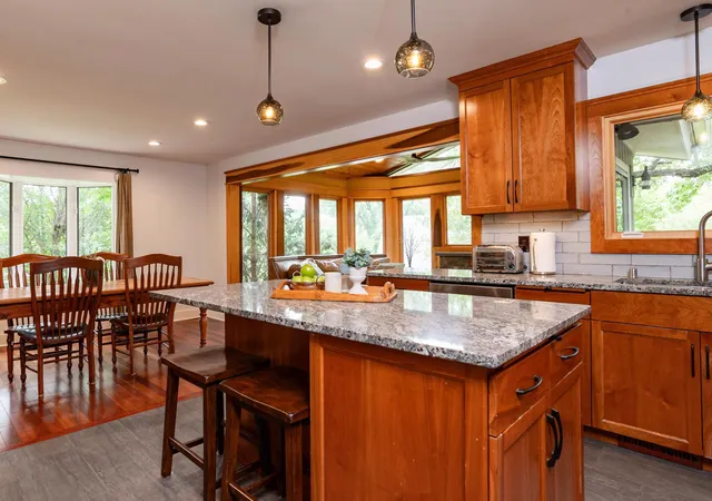 4th image of 1421 Clement St, Mendota Heights, MN 55118 | MLS# 7103415