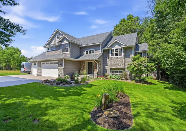 2nd image of 17424 Staples St Ne, Andover, MN 55304 | MLS# 7103417