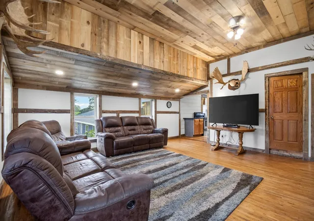 Photo 4 of Single family home for sale at 40226 160th Street, Frazee, MN 56544 | MLS# 7103433 | Listing updated on 2026-09-29