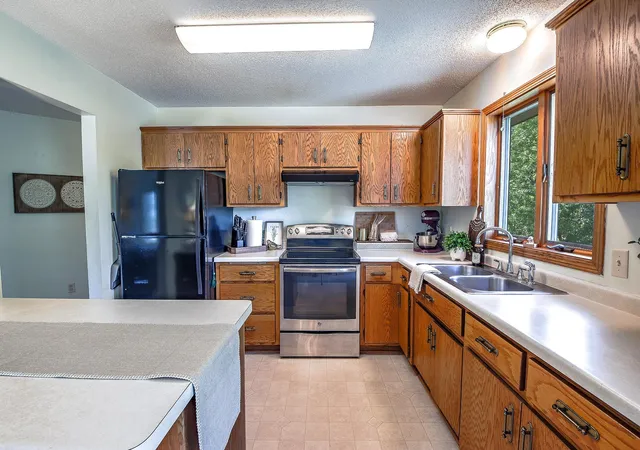 4th image of 9809 328Th St, Saint Joseph, MN 56374 | MLS# 7103442