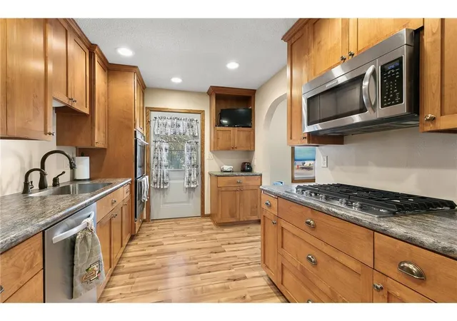 4th image of 301 7 1/2 Ave, Foley, MN 56329 | MLS# 7103452
